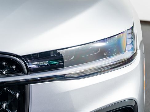 Used 2024 Lincoln Nautilus Black Label w/ Jet Appearance Package (87T) image 22