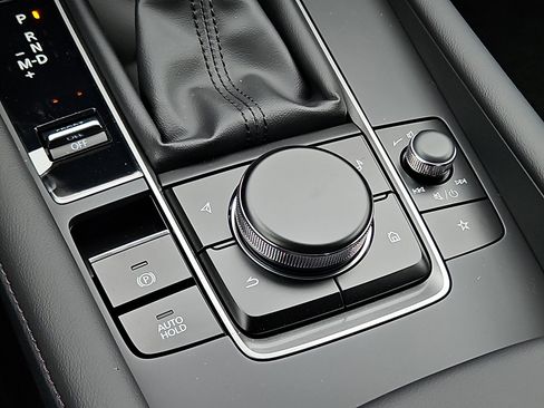 New 2026 MAZDA MAZDA3 s FWD image 19
