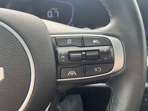 Used 2025 Kia Sportage EX w/ Premium Package image 23