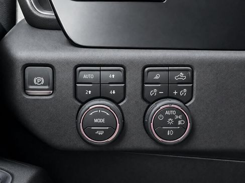 Used 2024 Chevrolet Silverado 1500 LT Trail Boss w/ LT Trail Boss Premium Package AWD/4WD image 29