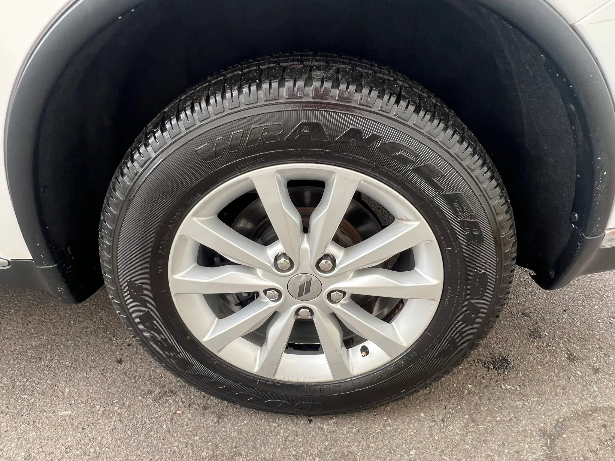 Used 2019 Dodge Durango SXT AWD/4WD image 11
