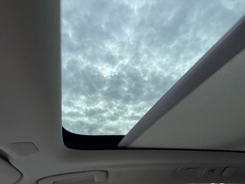 New 2026 Volvo XC60 T8 Ultra w/ Protection Package Premier image 20