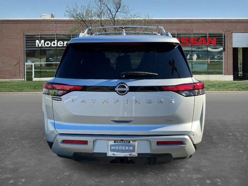 Certified 2024 Nissan Pathfinder SL w/ SL Premium Package image 3