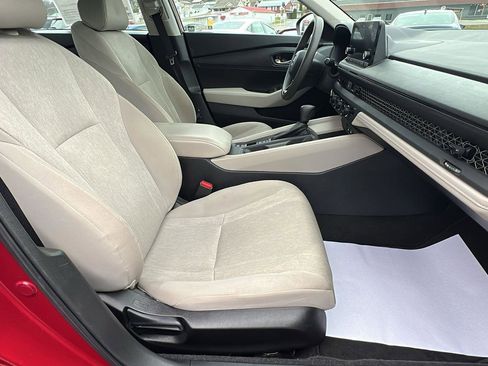 Used 2023 Honda Accord LX image 13