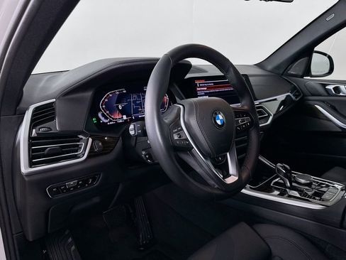 Used 2021 BMW X5 xDrive40i w/ Premium Package image 9
