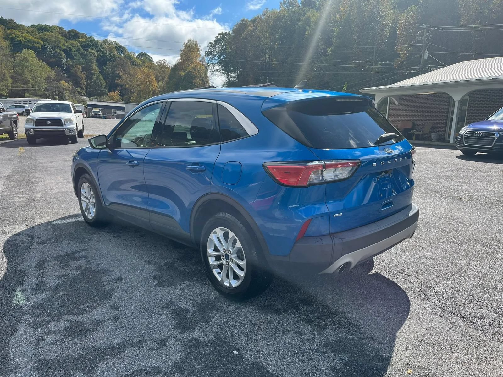 Used 2021 Ford Escape SE AWD/4WD image 7