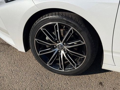 Used 2019 Toyota Avalon Touring w/ All Weather Liner Package image 10