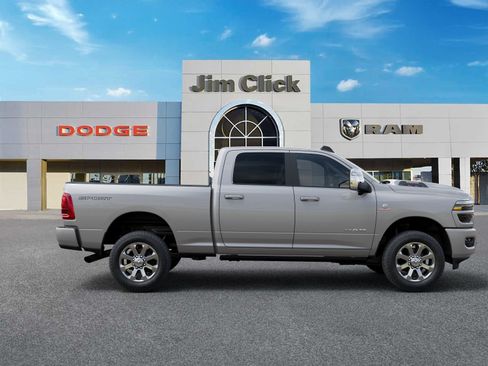 New 2026 RAM 2500 Laramie AWD/4WD image 21