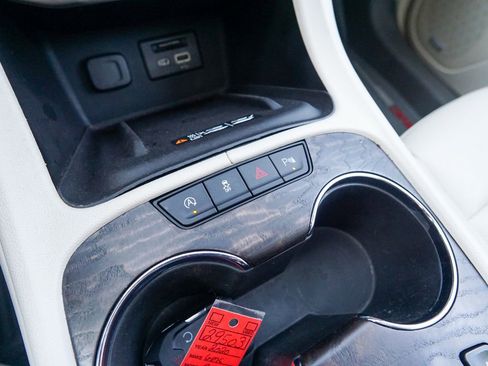 Used 2020 GMC Acadia Denali w/ LPO, Floor Liner Package image 32