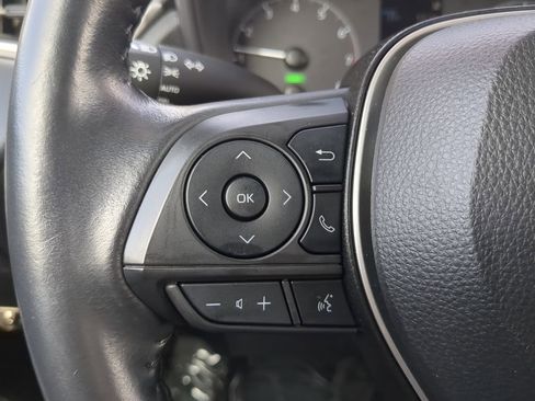 Used 2023 Toyota Corolla Cross SE image 29