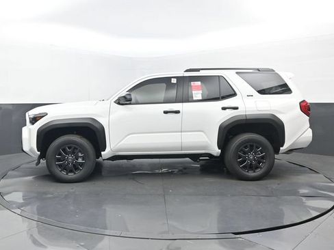 New 2026 Toyota 4Runner SR5 AWD/4WD image 20