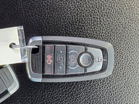 Used 2019 Ford Expedition Max XLT w/ Equipment Group 202A image 24