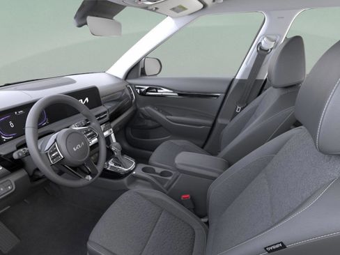 New 2026 Kia Seltos S FWD image 17