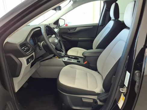 Used 2025 Ford Escape Active w/ Tech Pack #1 FWD image 10