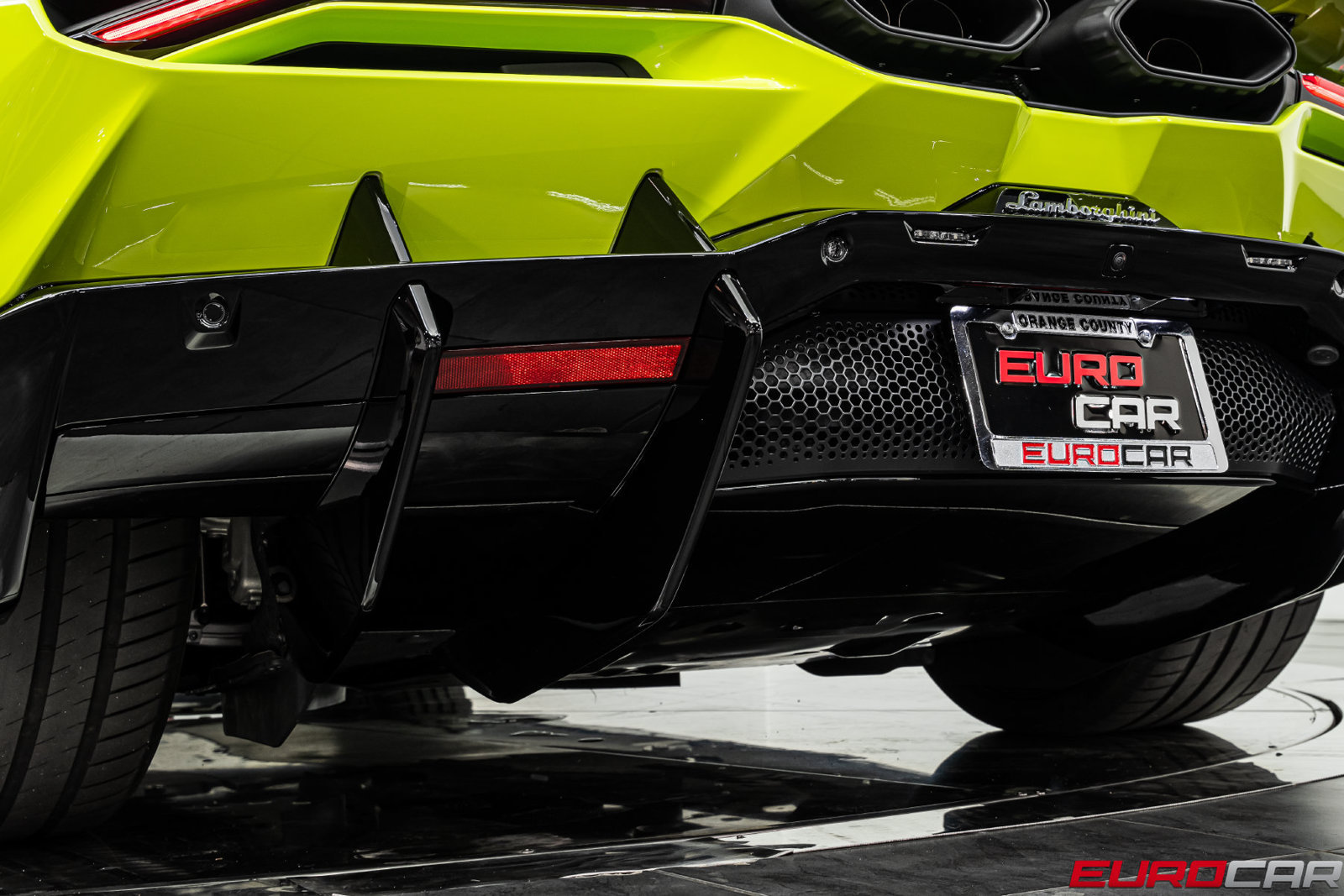 Used 2025 Lamborghini Revuelto AWD/4WD image 27