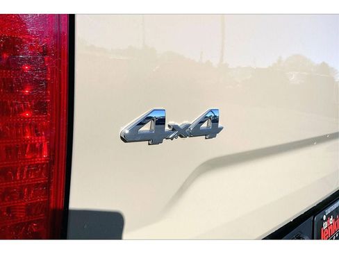 Used 2019 Toyota Tundra SR5 image 33