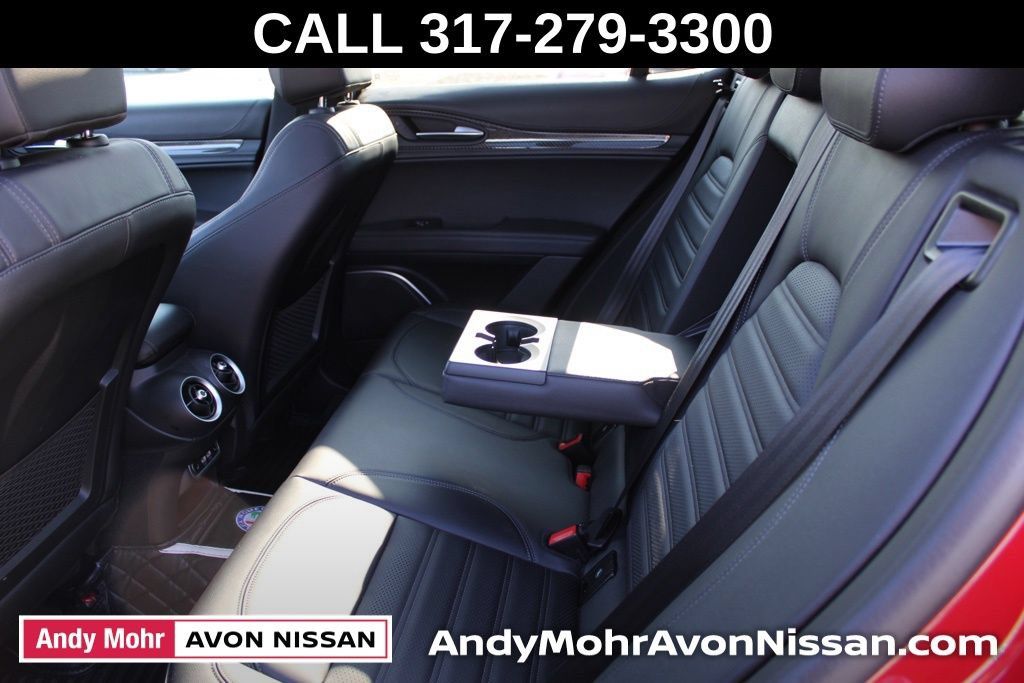 Used 2022 Alfa Romeo Stelvio Quadrifoglio w/ Active Assist Plus Package AWD/4WD image 26