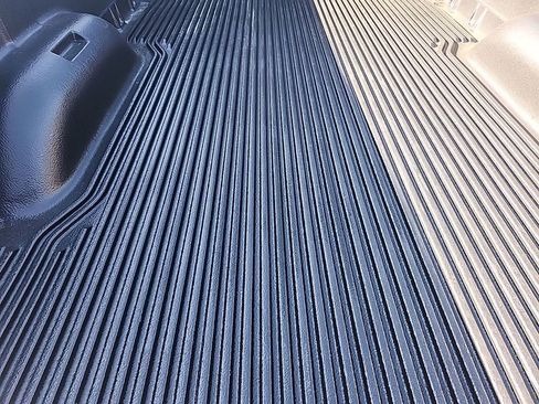 Used 2022 RAM 3500 Tradesman w/ Chrome Appearance Group image 15