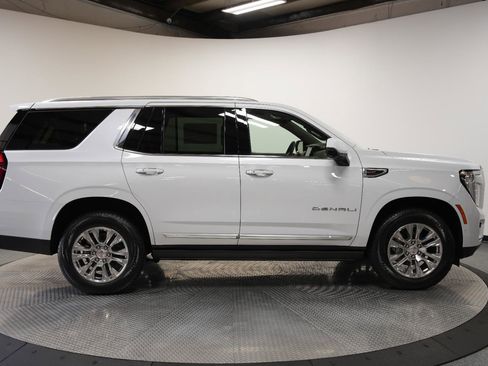 New 2026 GMC Yukon Denali w/ Sun & Power Step Package image 12