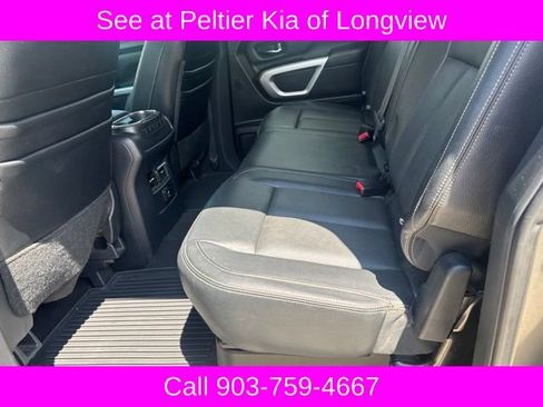Used 2017 Nissan Titan SL AWD/4WD image 13