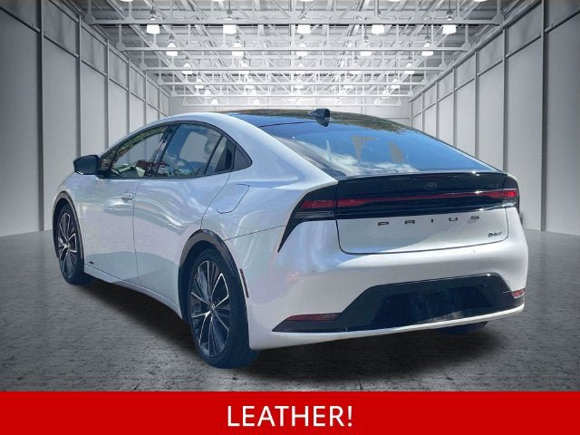 Used 2023 Toyota Prius XLE AWD/4WD image 10