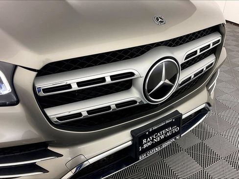 Certified 2021 Mercedes-Benz GLS 580 4MATIC image 22