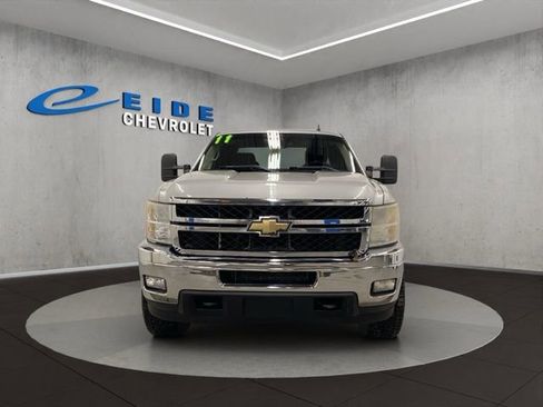 Used 2011 Chevrolet Silverado 2500 LT w/ Interior Plus Package image 8