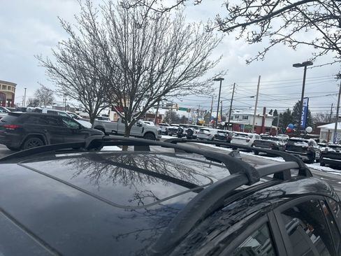 Used 2019 Subaru Crosstrek 2.0i Limited w/ Moonroof Package w/Navigation image 19