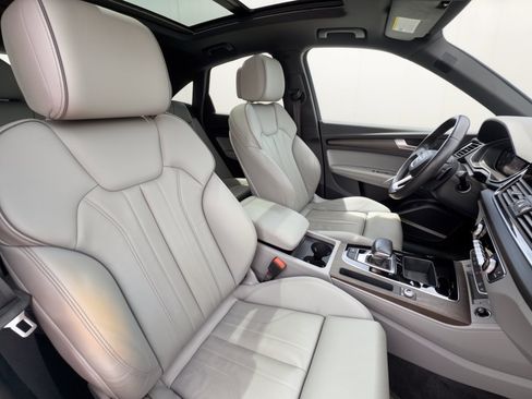 Certified 2023 Audi Q5 2.0T Premium Plus w/ Premium Plus Package AWD/4WD image 30