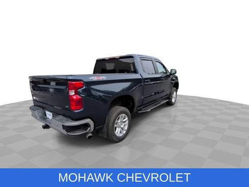 Used 2023 Chevrolet Silverado 1500 LT AWD/4WD image 8