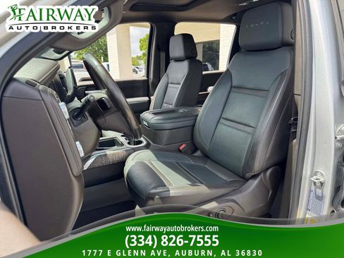 Used 2021 GMC Sierra 2500 Denali w/ Denali Ultimate Package AWD/4WD image 11