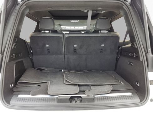 Used 2022 Jeep Grand Wagoneer Series III image 27