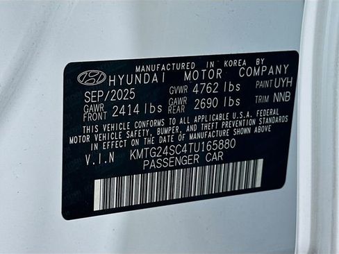 Used 2026 Genesis G70 2.5T Prestige RWD image 24