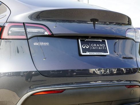 Used 2020 Tesla Model Y Long Range AWD/4WD image 13