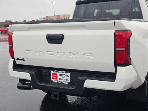 New 2026 Toyota Tacoma SR5 AWD/4WD image 8
