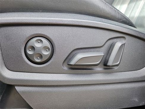 Used 2022 Audi Q5 2.0T Premium Plus image 14