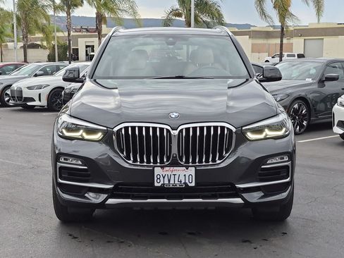 Used 2019 BMW X5 xDrive40i w/ Parking Assistance Package AWD/4WD image 3