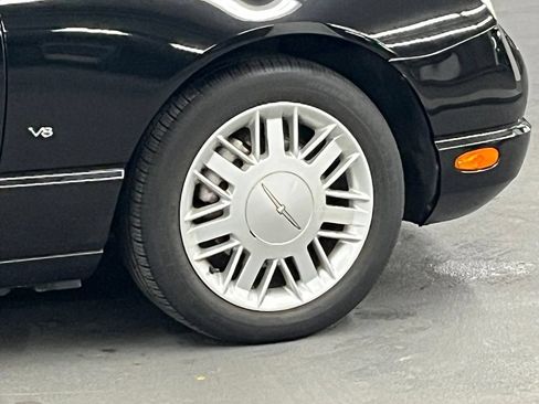 Used 2003 Ford Thunderbird RWD image 32