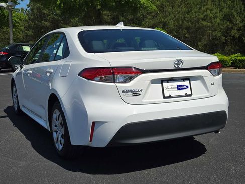 Used 2024 Toyota Corolla LE FWD image 9