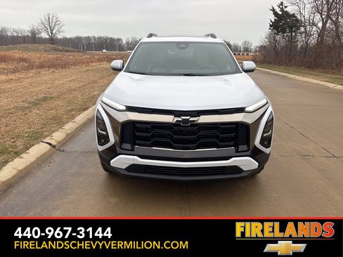 New 2026 Chevrolet Equinox ACTIV w/ Convenience Package III image 8