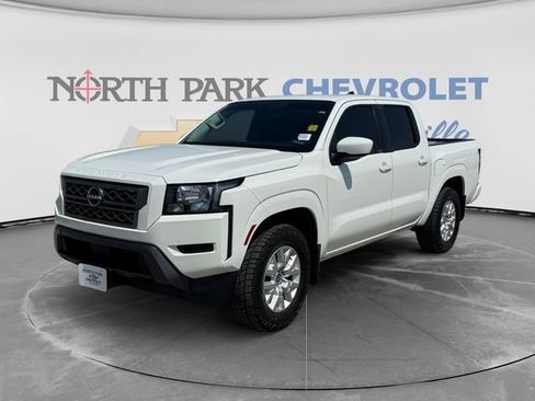 Used 2022 Nissan Frontier SV w/ Technology Package RWD image 7