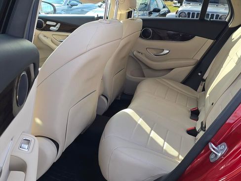 Used 2017 Mercedes-Benz GLC 300 image 10