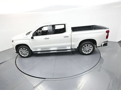 Used 2022 Chevrolet Silverado 1500 High Country AWD/4WD image 41