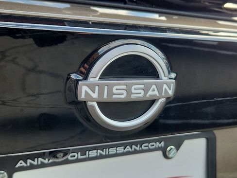 Certified 2025 Nissan Kicks SR image 31