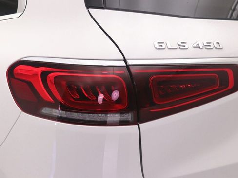 Certified 2022 Mercedes-Benz GLS 450 4MATIC image 21