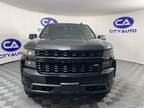 Used 2022 Chevrolet Silverado 1500 Custom w/ Safety Confidence Package AWD/4WD image 7