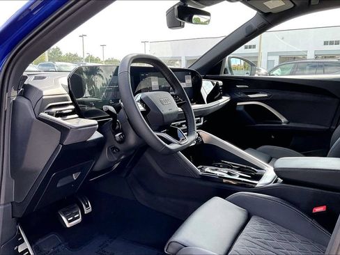 New 2026 Audi SQ5 Premium Plus AWD/4WD image 14