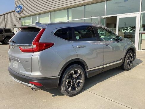 Used 2017 Honda CR-V Touring image 3