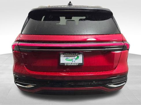 Used 2025 Lincoln Nautilus Reserve image 6