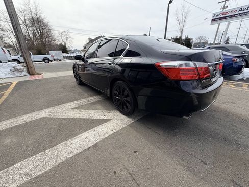 Used 2015 Honda Accord EX-L image 30